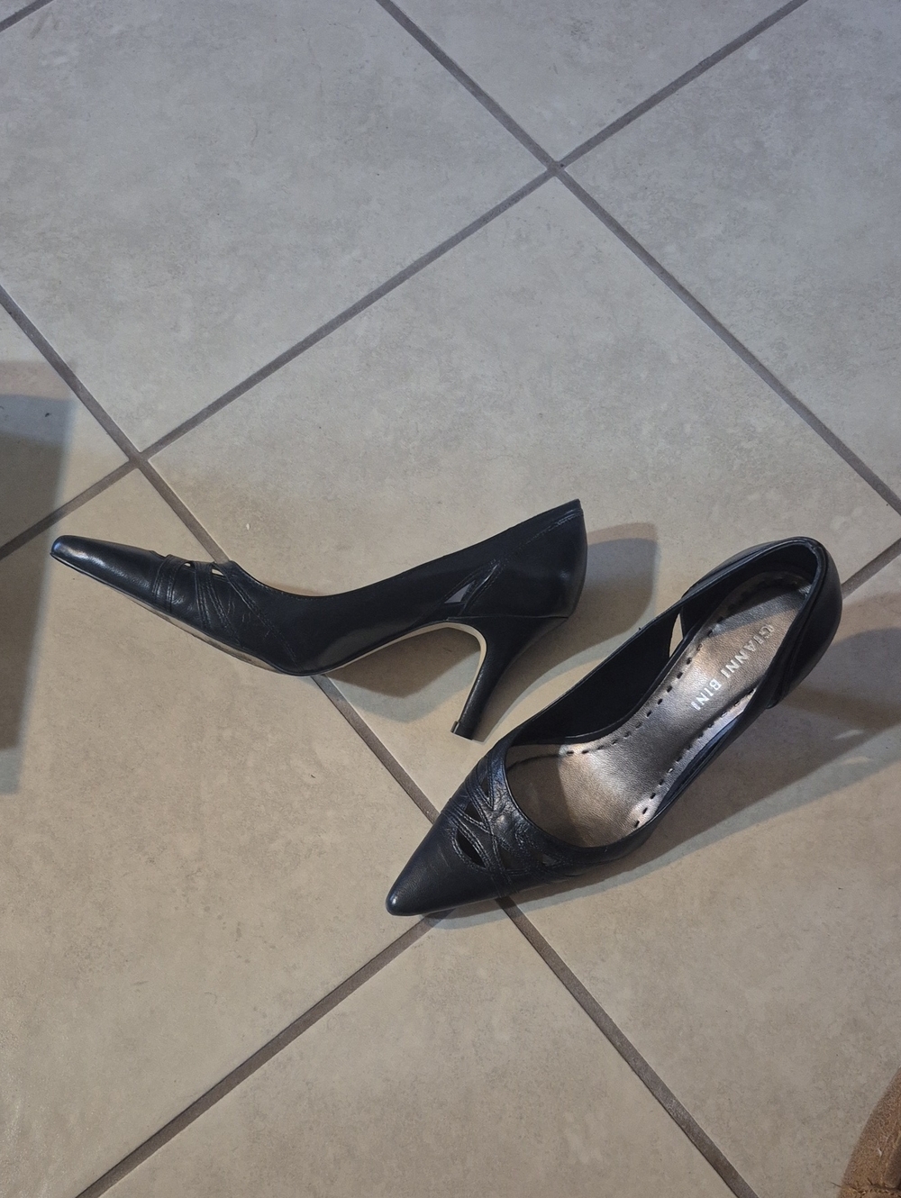 Gianni Bini Black Pointed Toe Stiletto Pumps